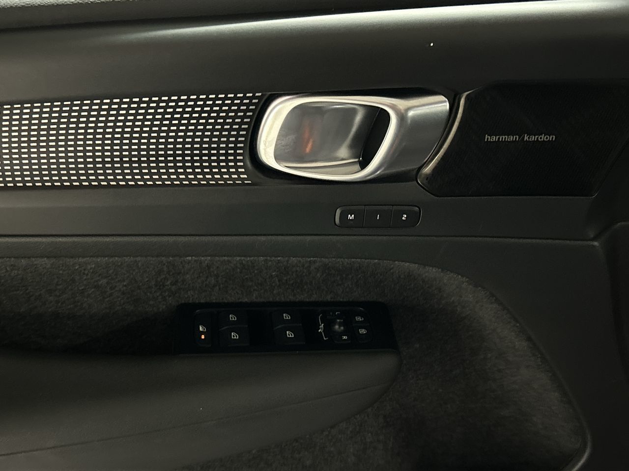 2022 Volvo XC40 in Markham, Ontario