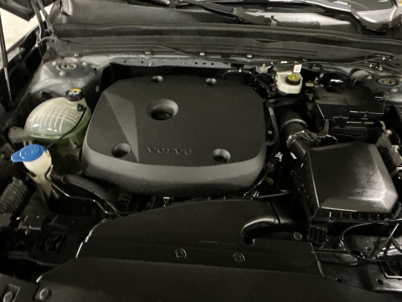2022 Volvo XC40 in Markham, Ontario