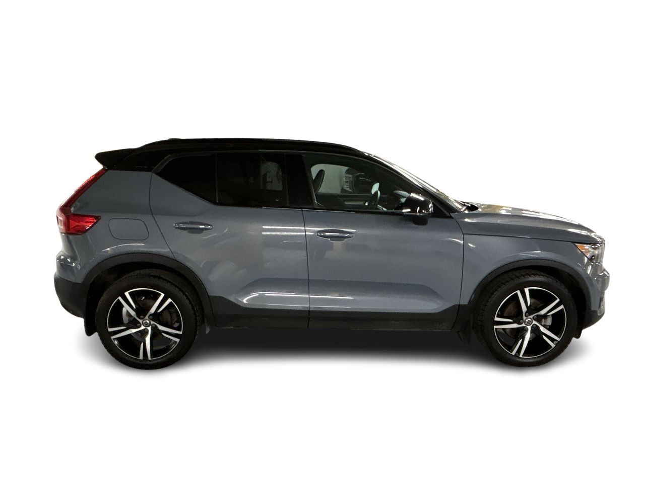 2022 Volvo XC40 in Markham, Ontario