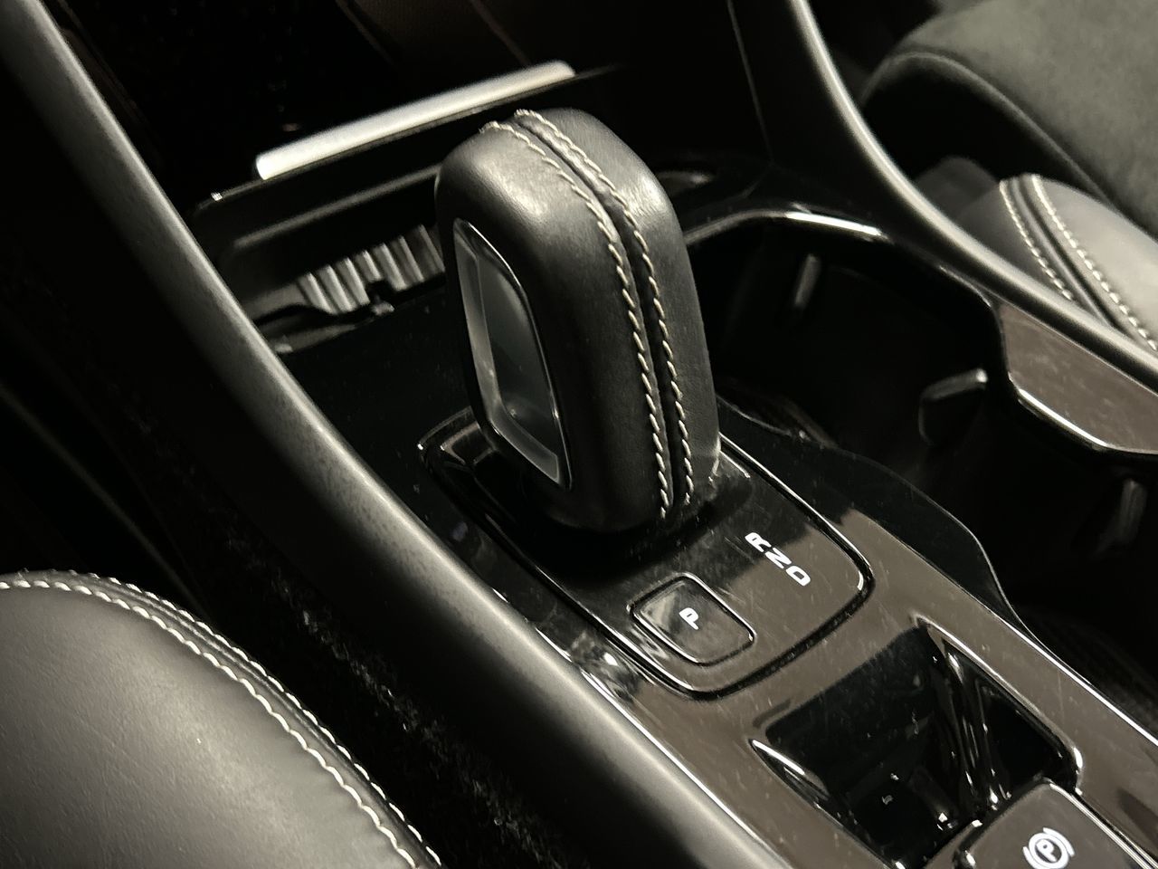 2022 Volvo XC40 in Markham, Ontario