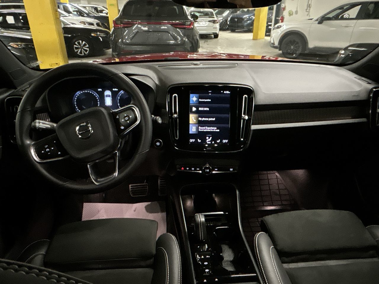 2022 Volvo XC40 in Markham, Ontario