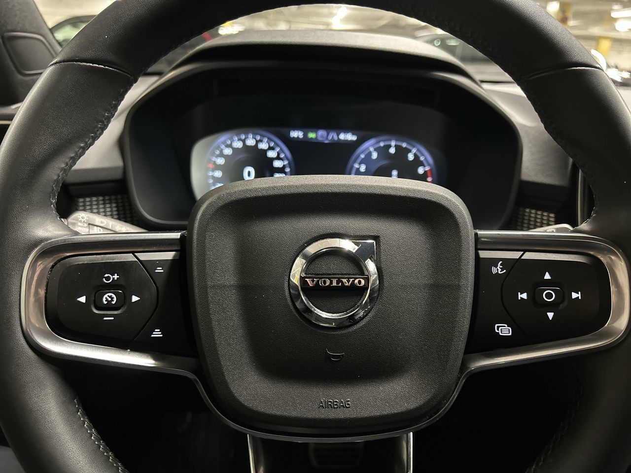 2022 Volvo XC40 in Markham, Ontario