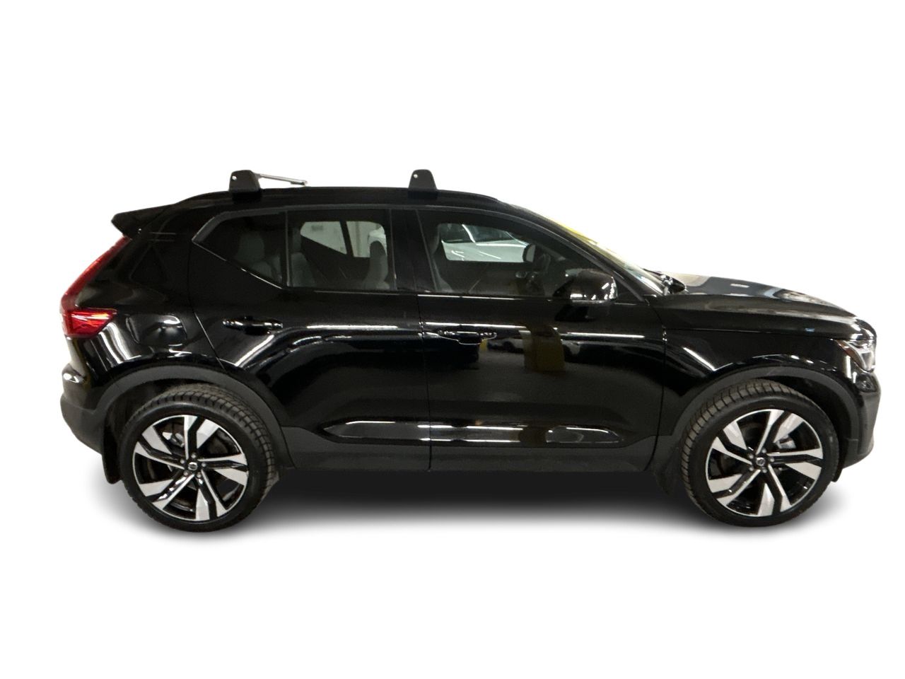 2025 Volvo XC40
