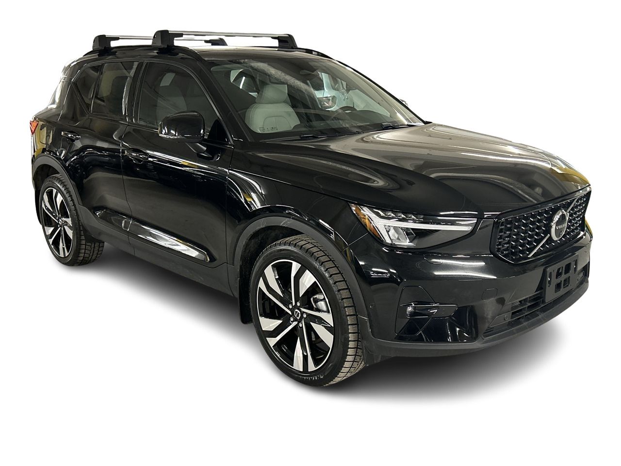 2025 Volvo XC40