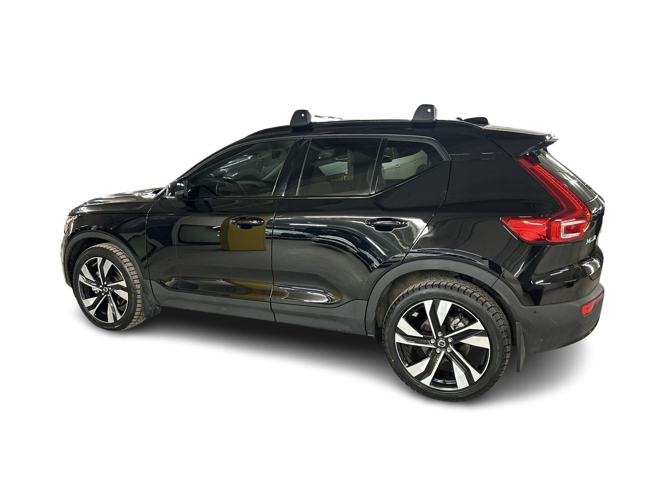 2025 Volvo XC40
