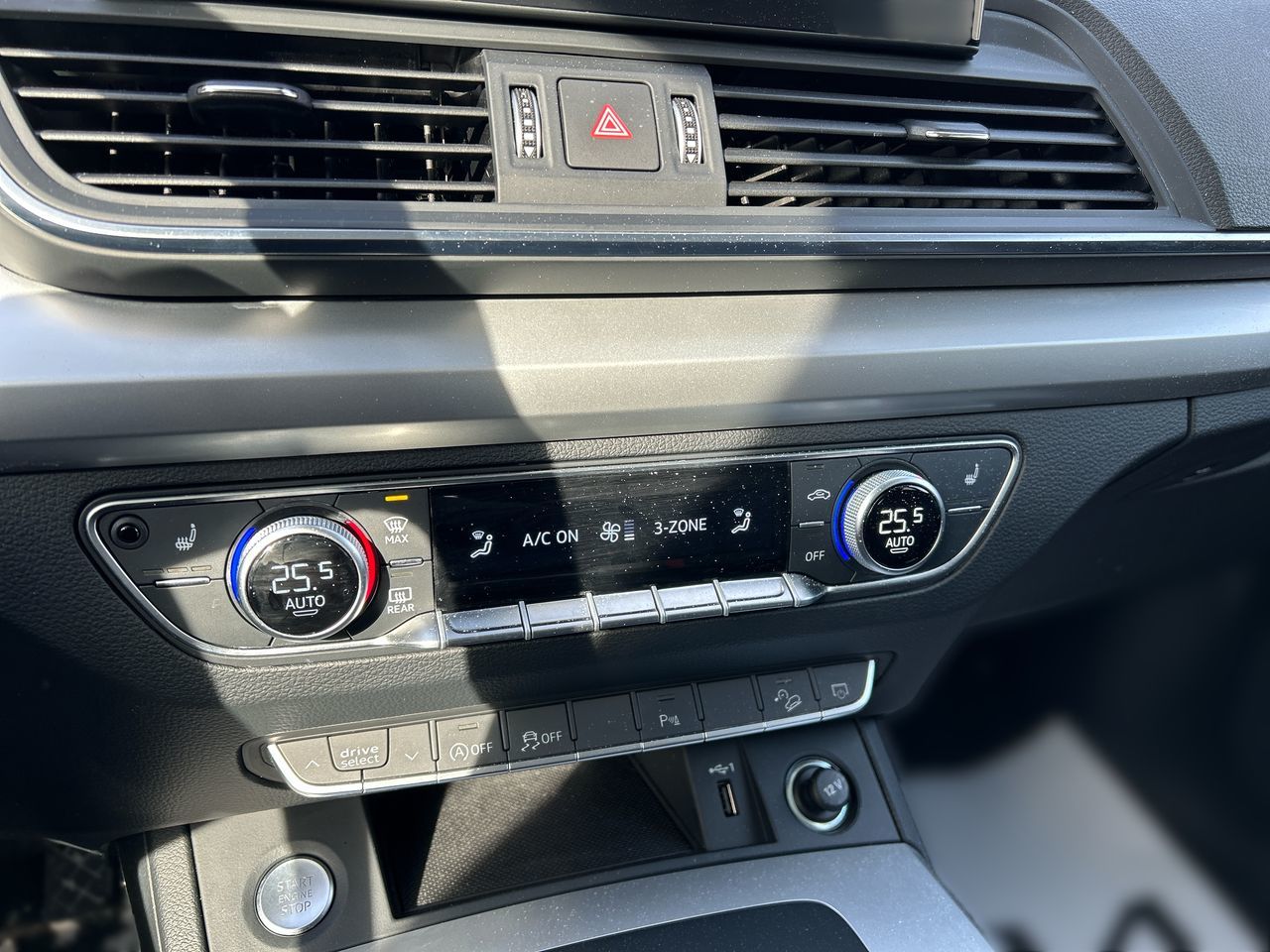 Audi Q5  2023 à Markham, Ontario