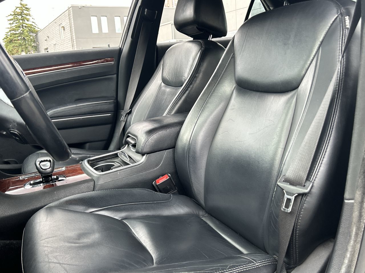 Chrysler 300  2013 à Markham, Ontario