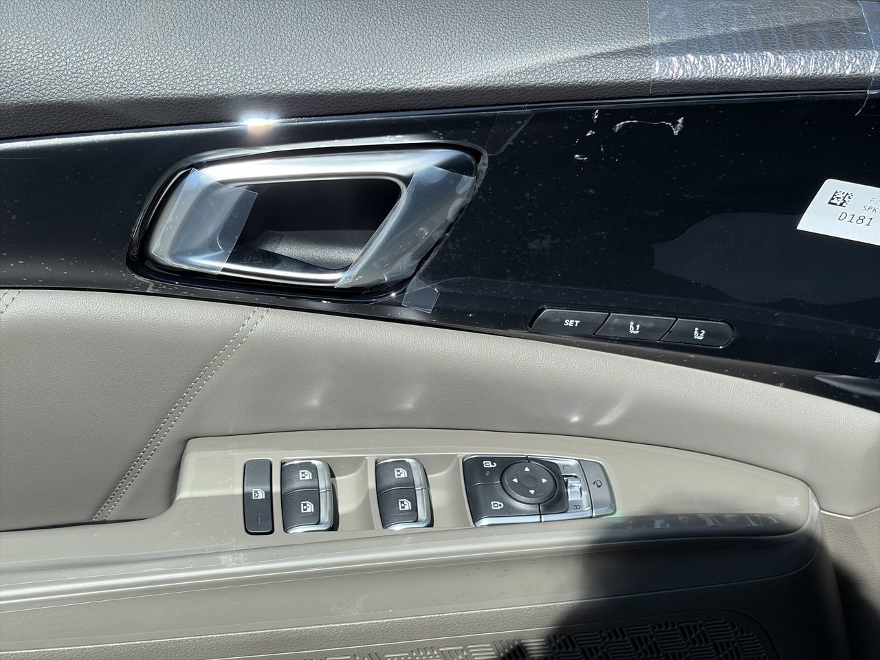 2027 Kia Carnival HEV in Markham, Ontario