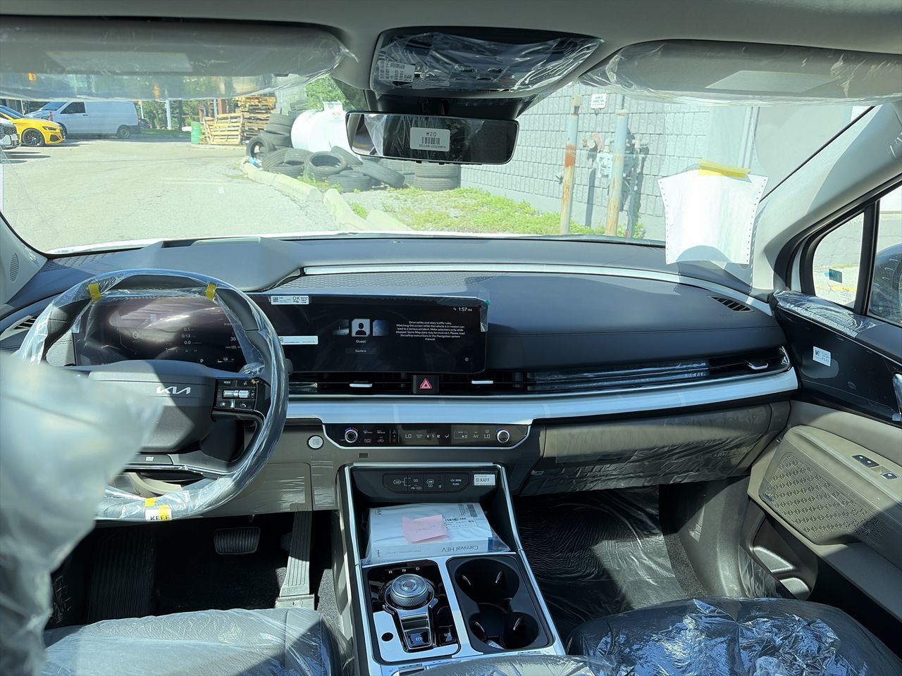 2027 Kia Carnival HEV in Markham, Ontario