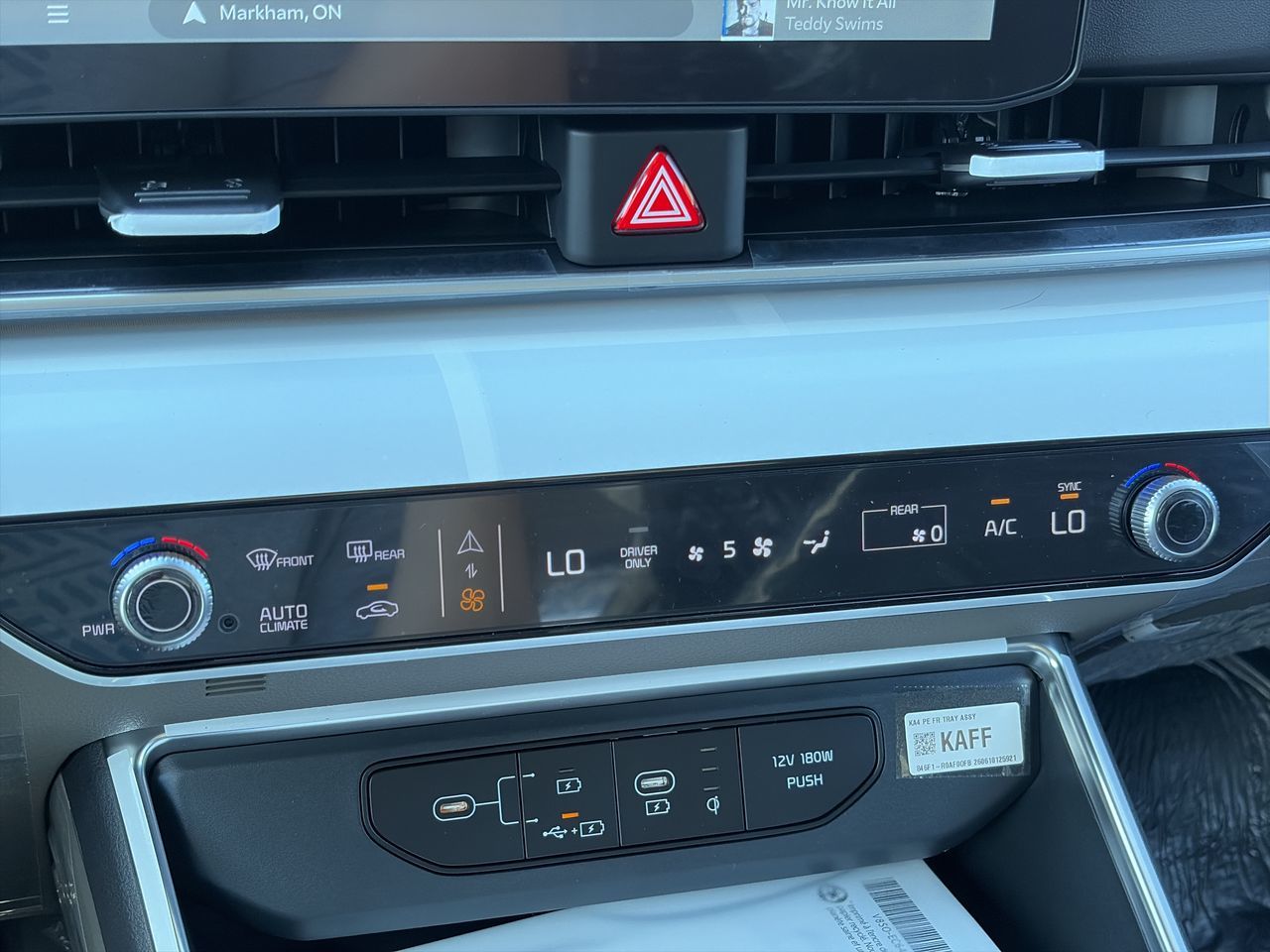 2027 Kia Carnival HEV in Markham, Ontario