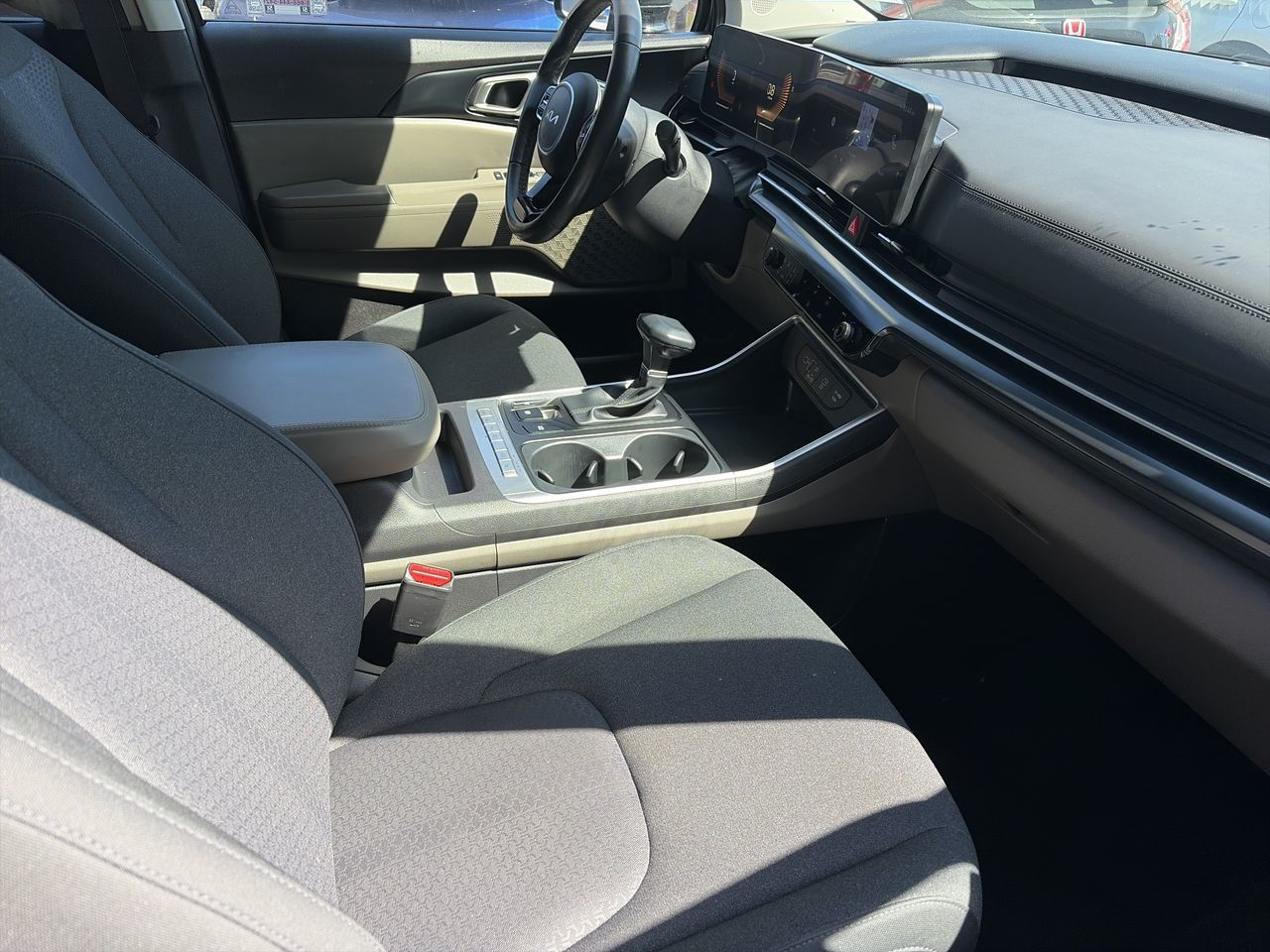 2025 Kia Carnival