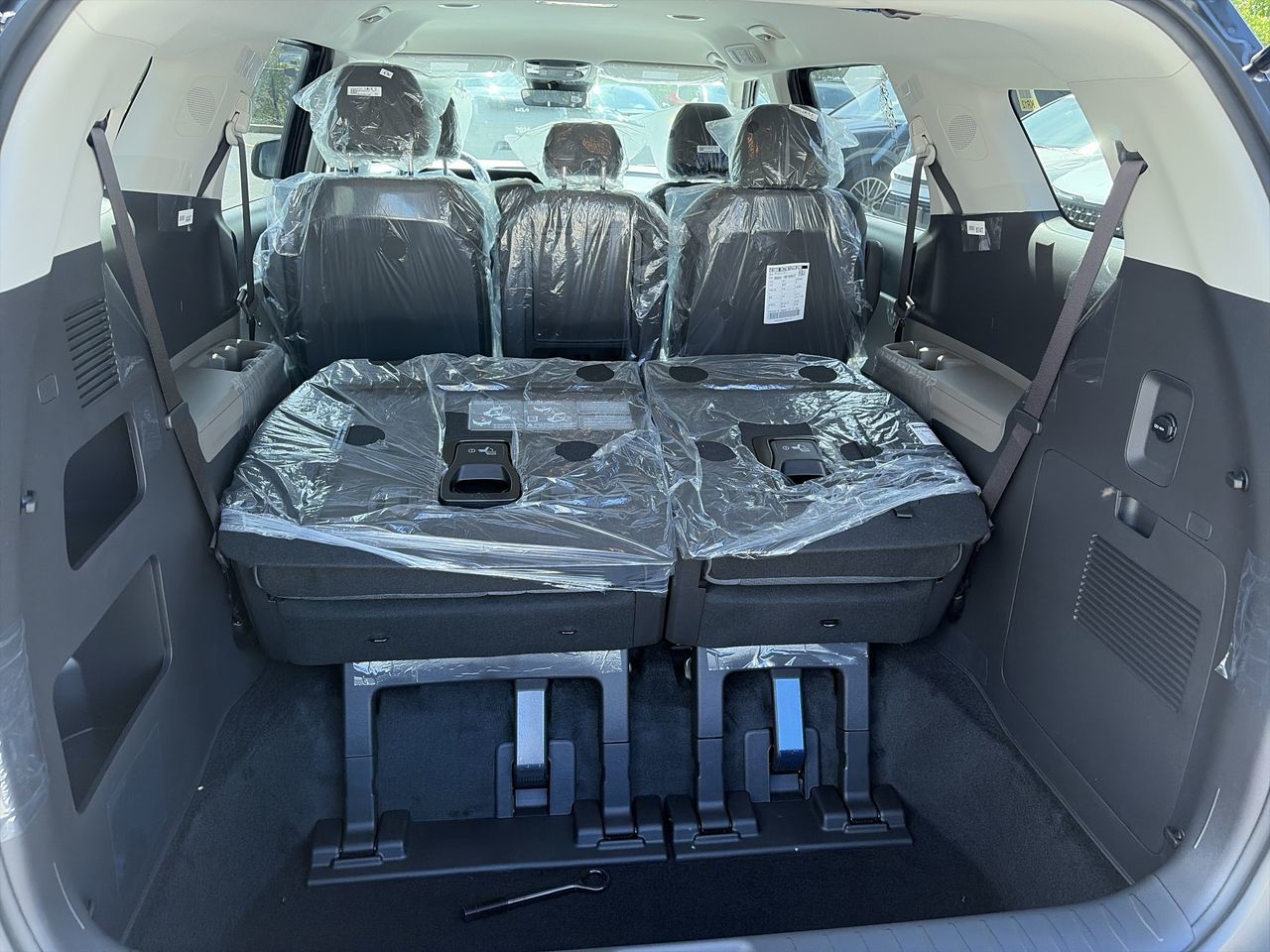 2027 Kia Carnival in Markham, Ontario