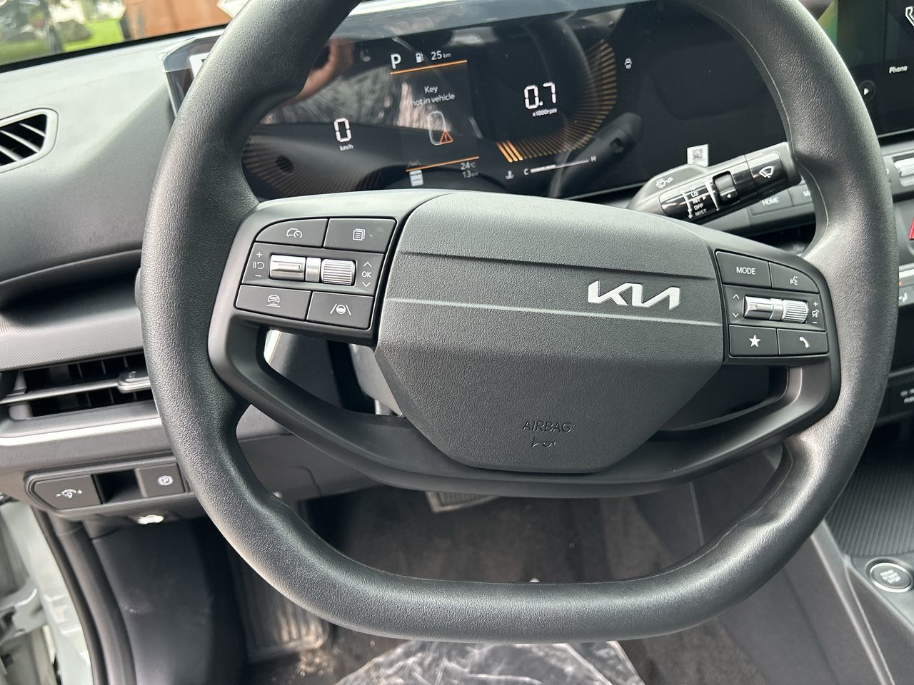 2025 Kia K4