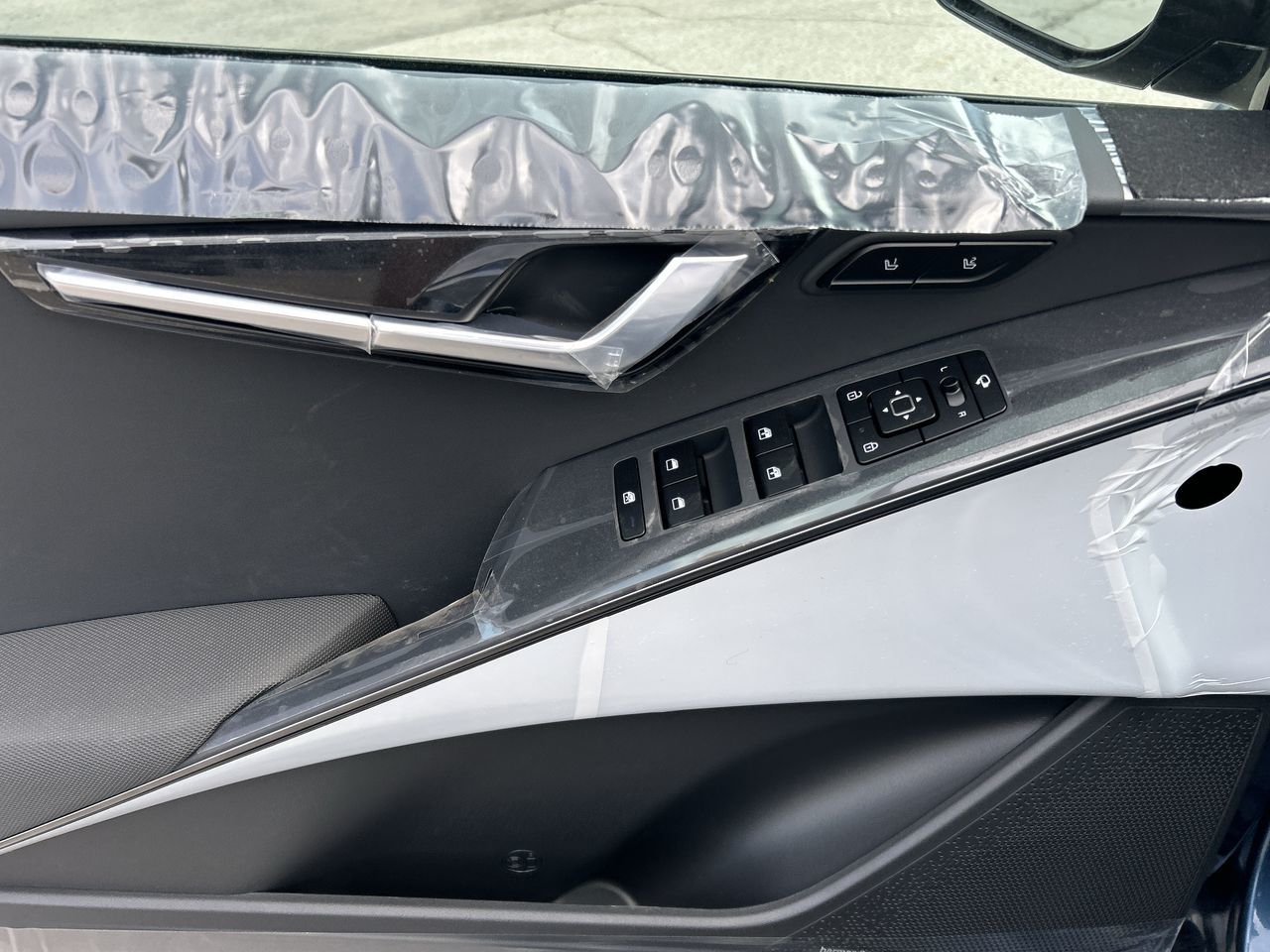 2025 Kia Niro EV in Markham, Ontario