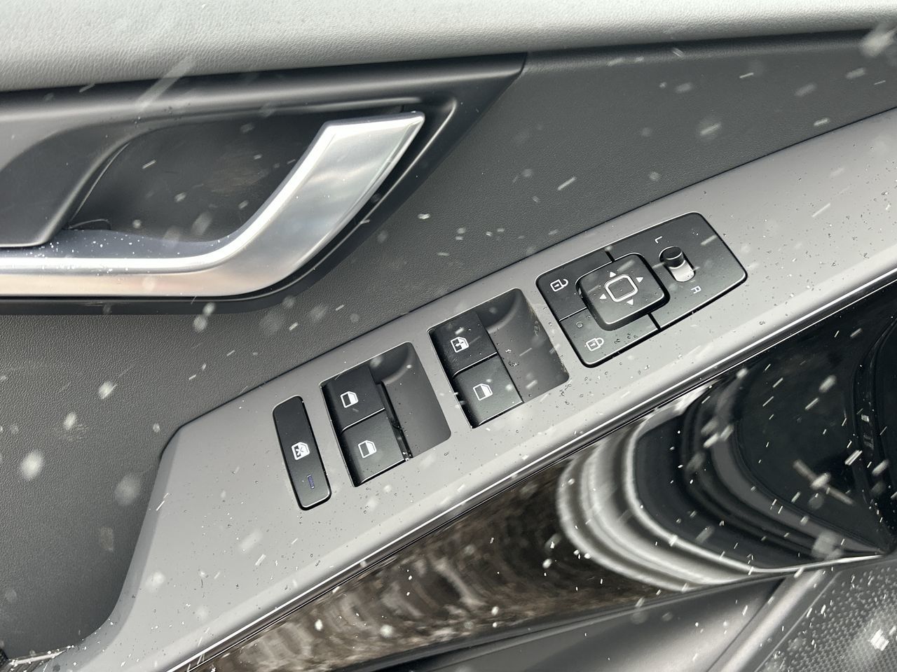 2025 Kia Niro Plug-In Hybrid