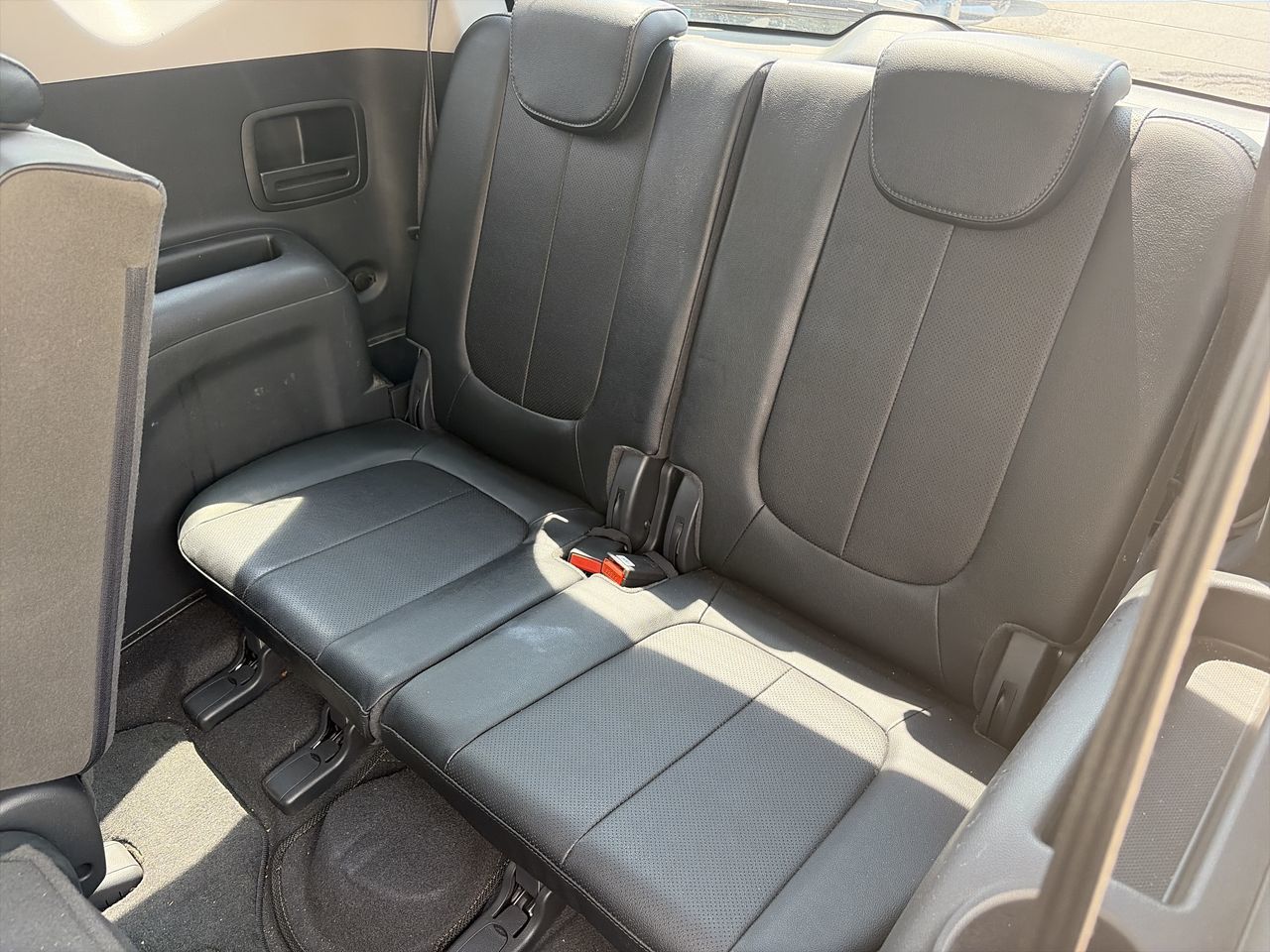 2010 Kia Rondo in Markham, Ontario