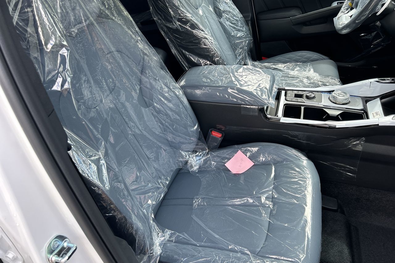 2025 Kia SORENTO HEV in Markham, Ontario