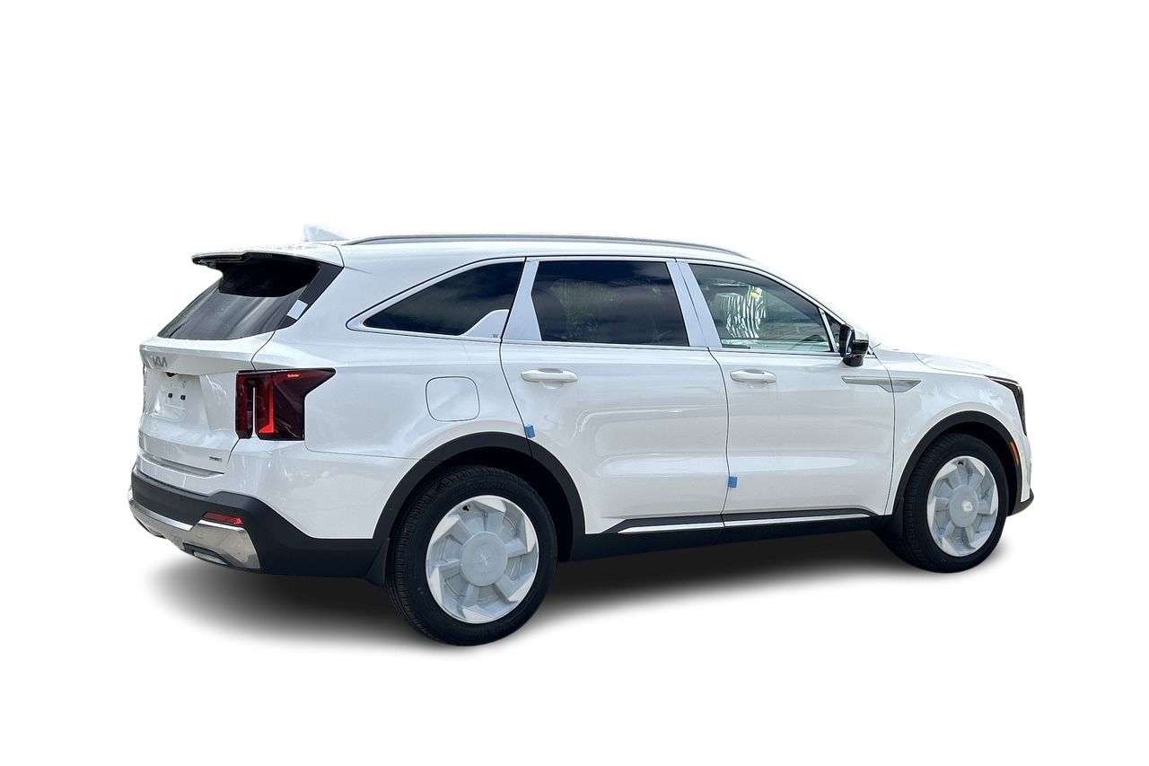 2025 Kia SORENTO HEV in Markham, Ontario