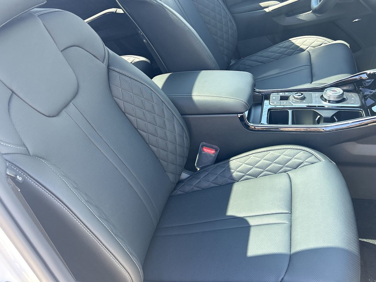 2026 Kia Sorento HEV in Markham, Ontario