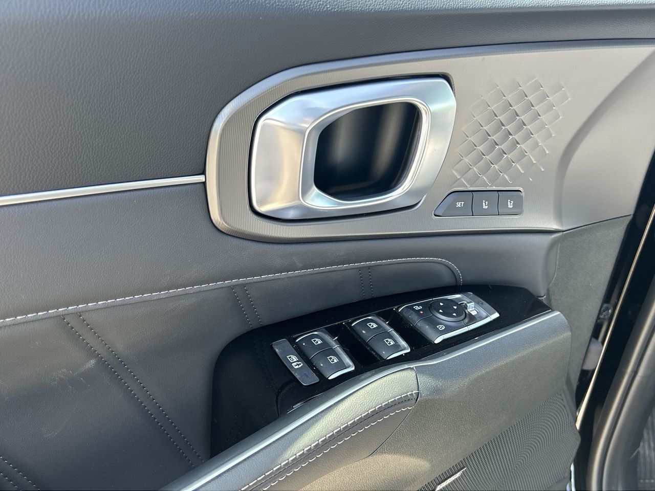 2025 Kia SORENTO PHEV in Markham, Ontario