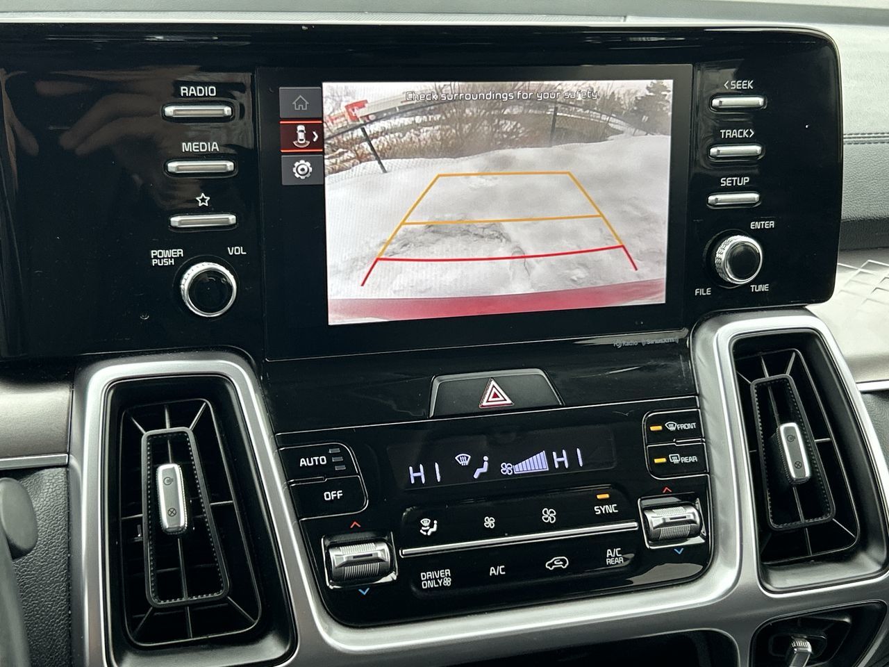 2022 Kia Sorento Plug-In Hybrid