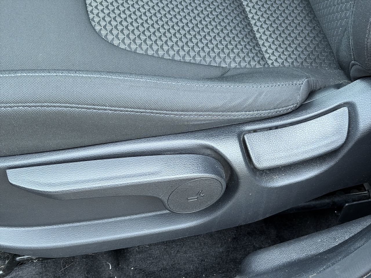 2025 Kia Sportage in Markham, Ontario
