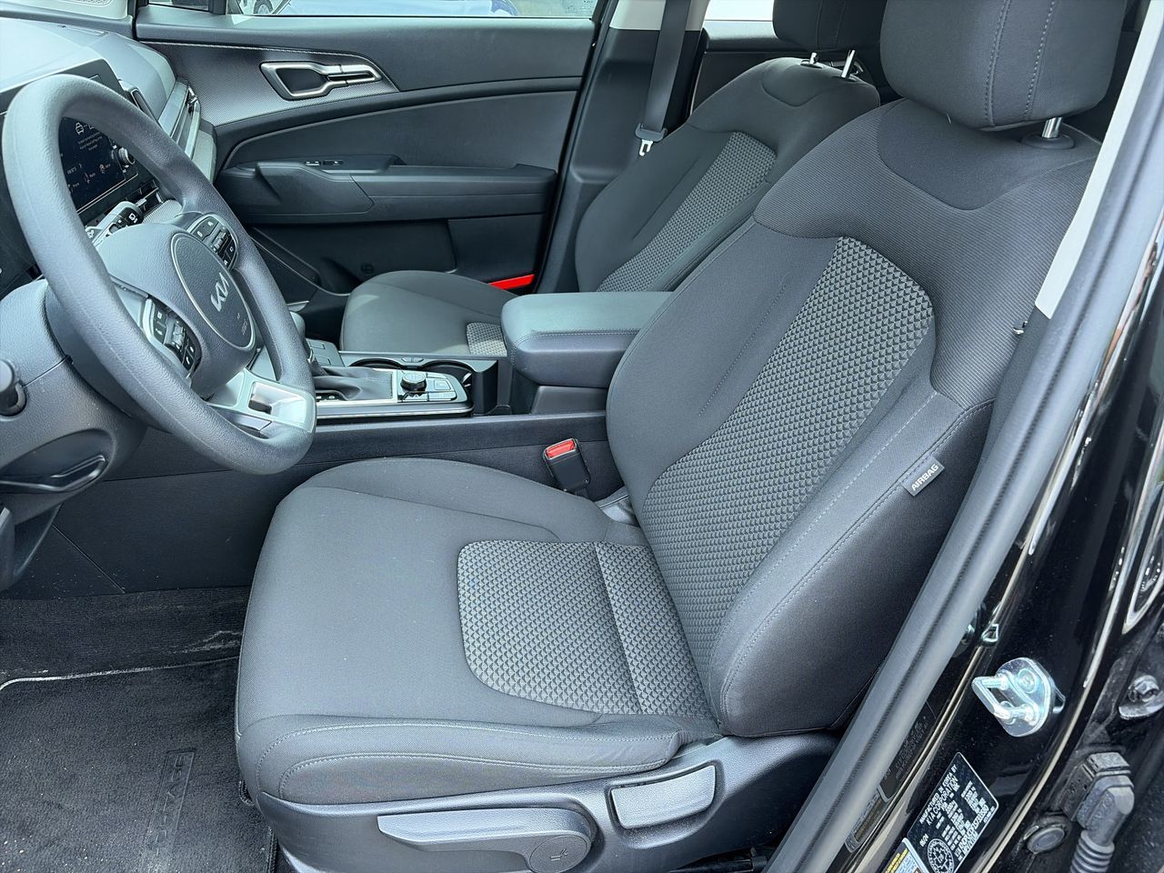 2025 Kia Sportage in Markham, Ontario