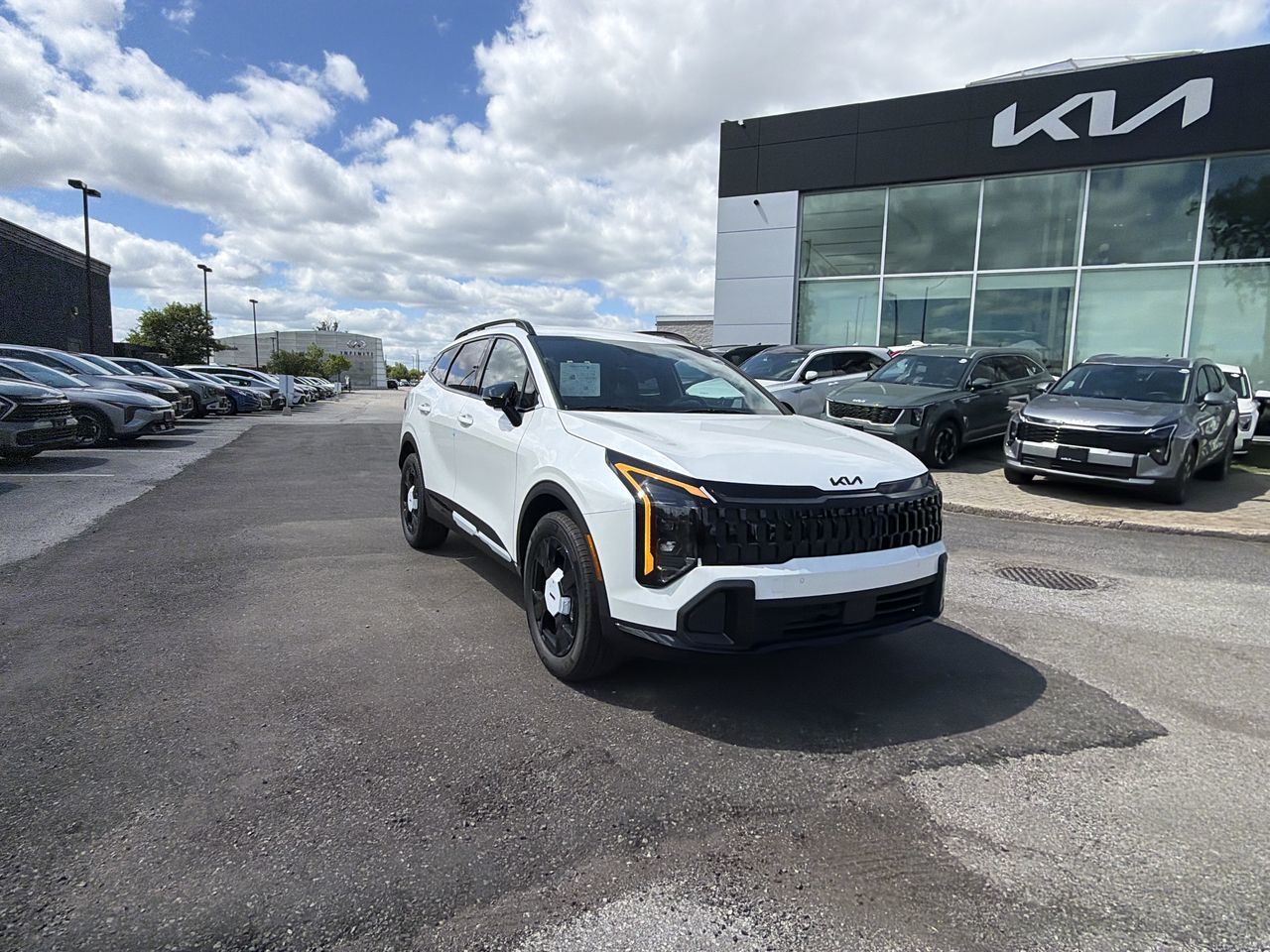 2026 Kia Sportage in Markham, Ontario
