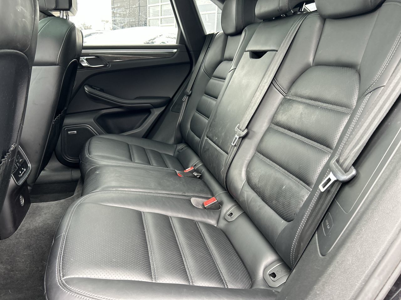 2017 Porsche Macan in Markham, Ontario