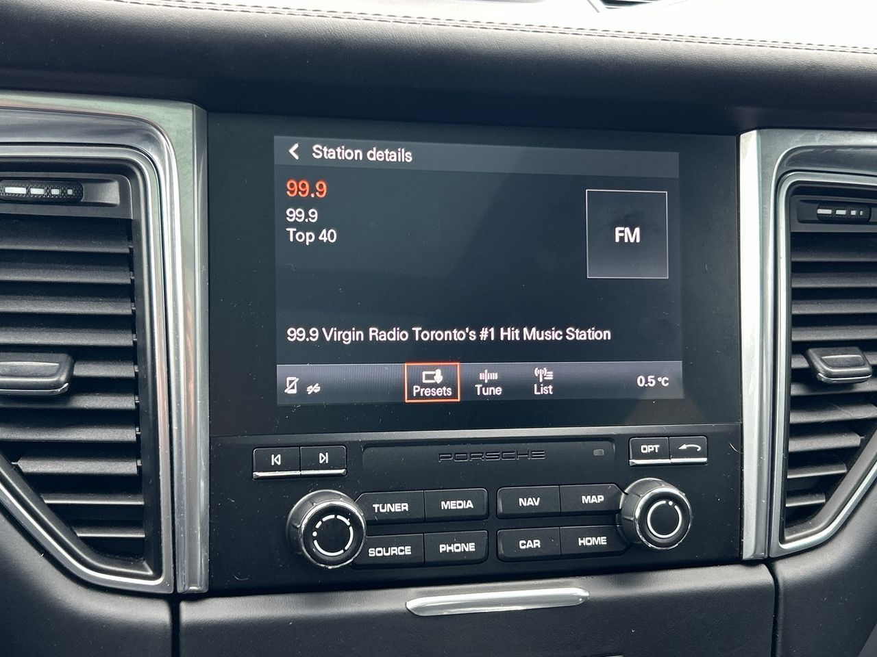 2017 Porsche Macan in Markham, Ontario