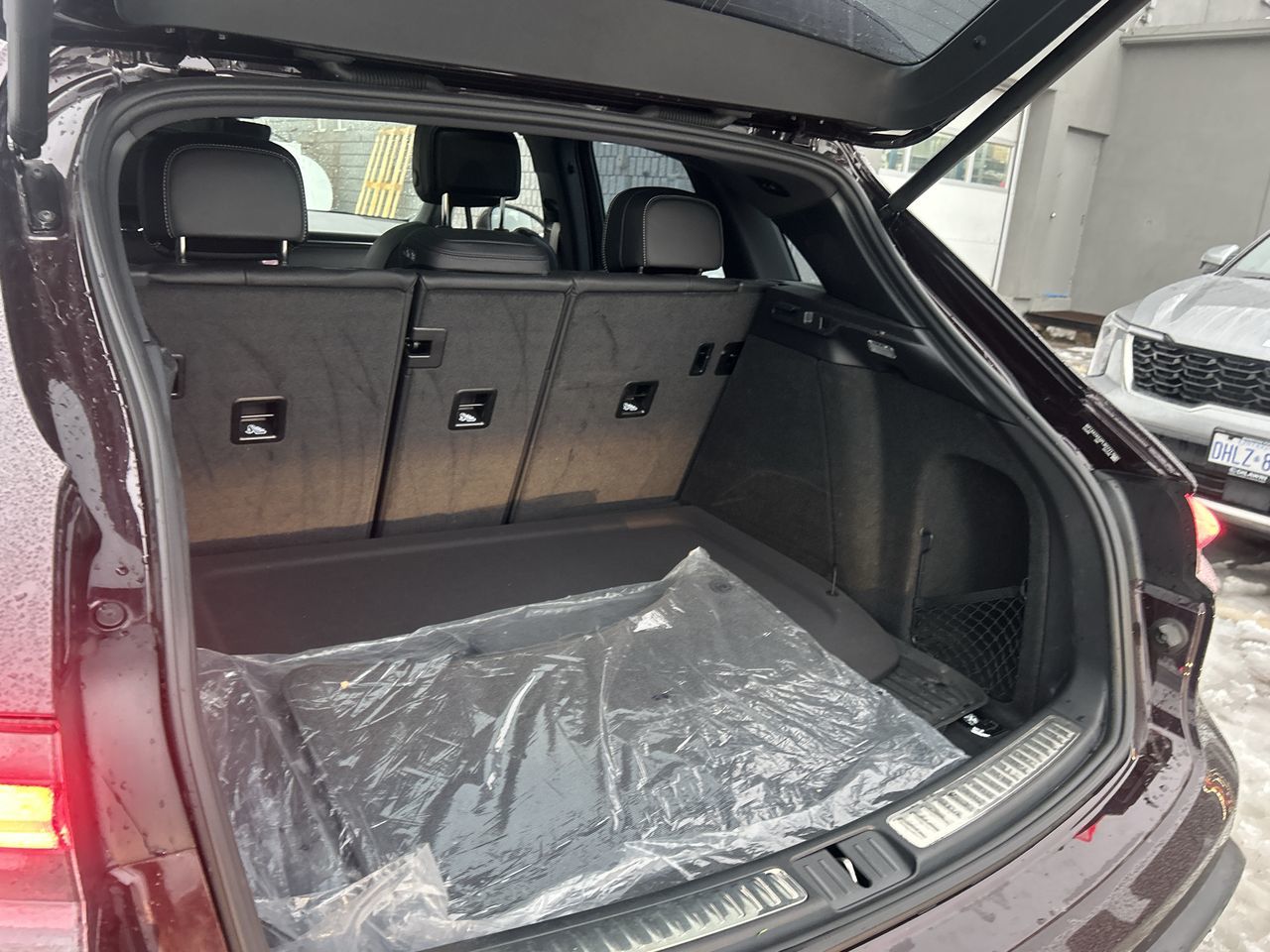 2023 Porsche Macan in Markham, Ontario