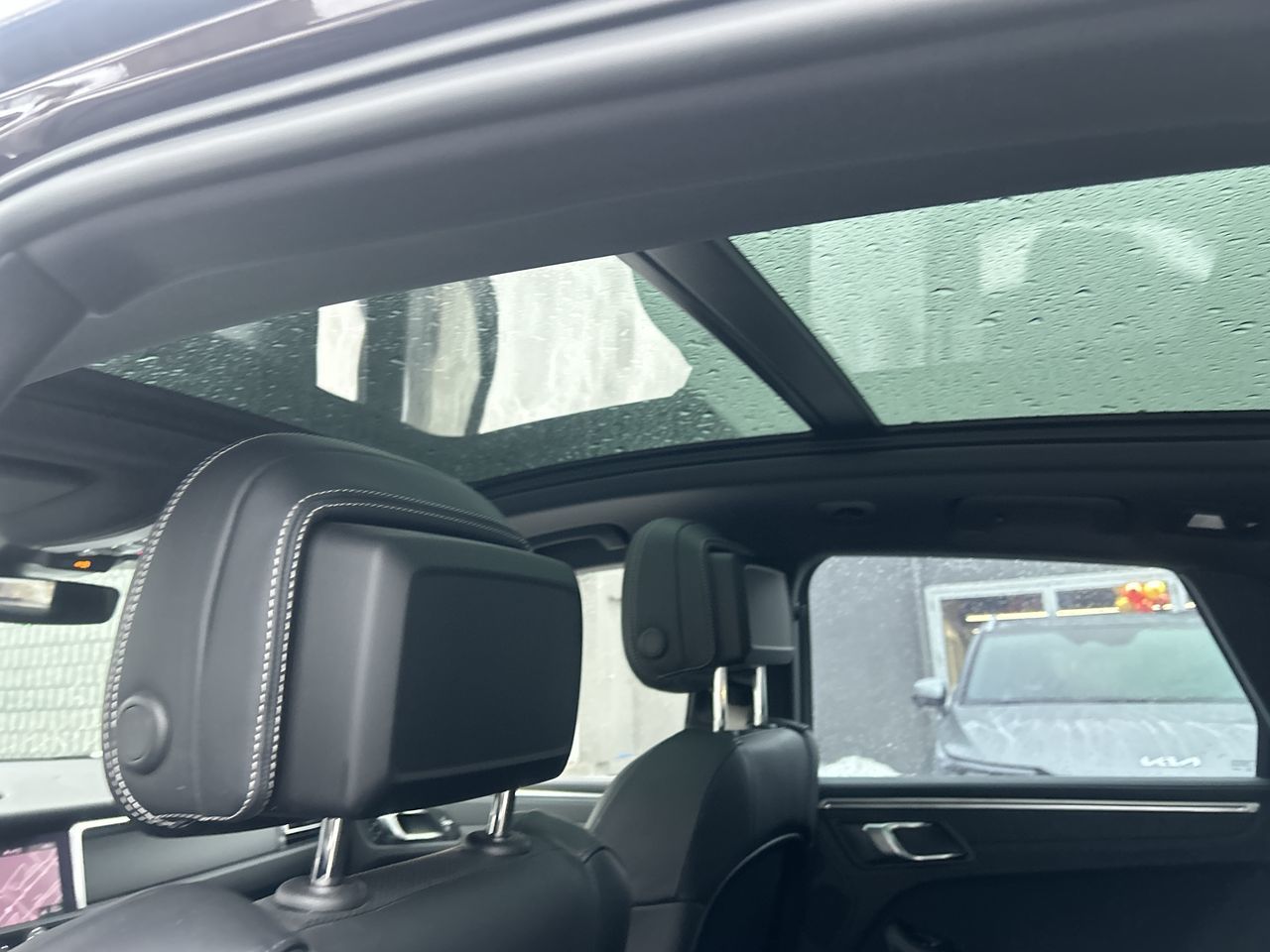 2023 Porsche Macan in Markham, Ontario