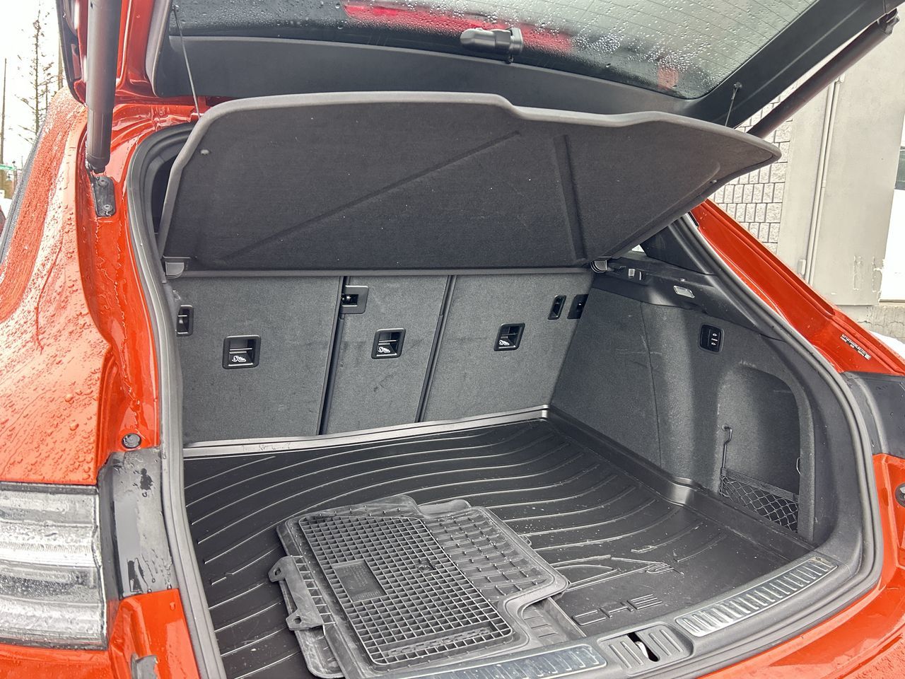 Porsche Macan  2024 à Markham, Ontario