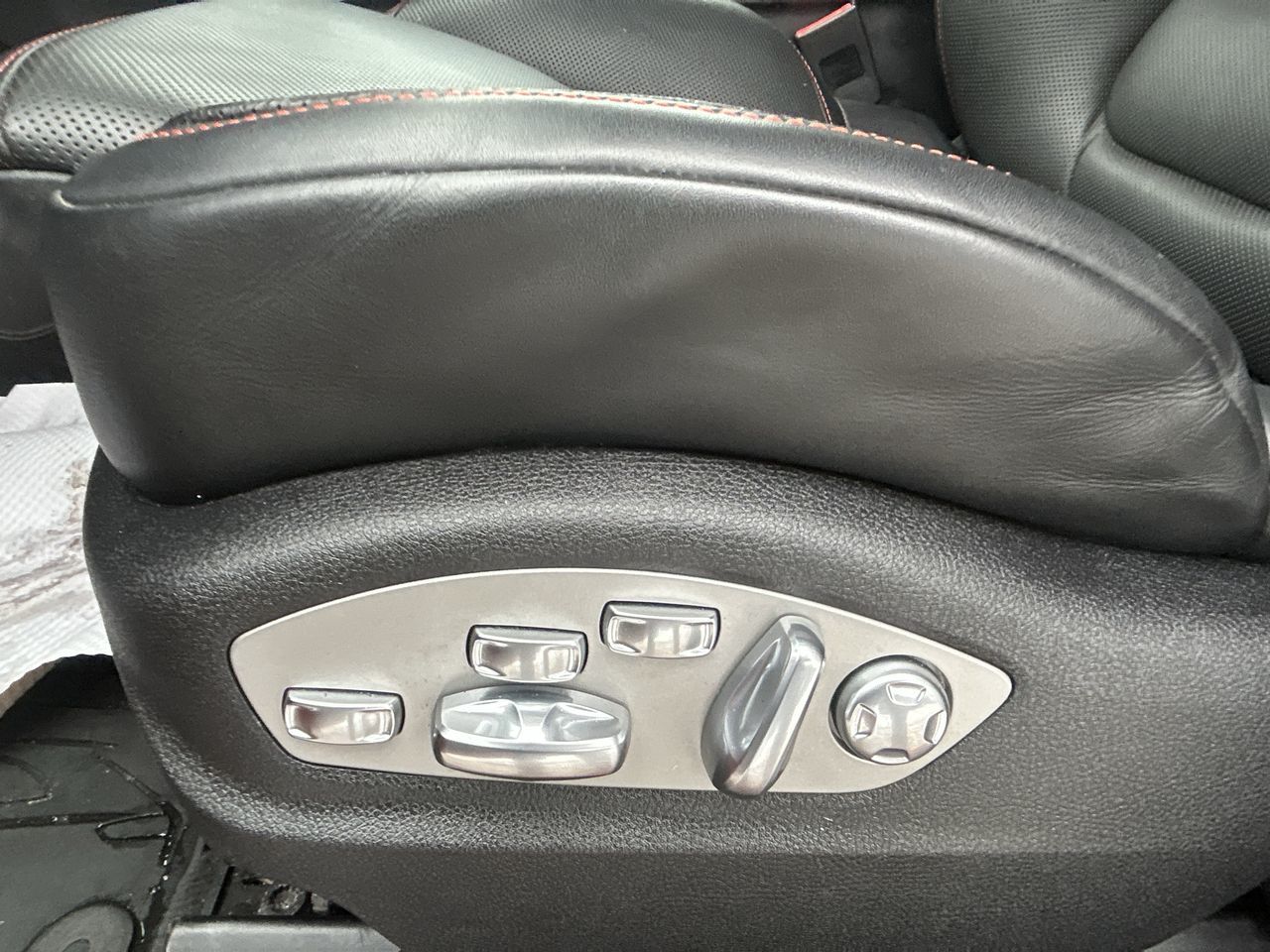 Porsche Macan  2024 à Markham, Ontario