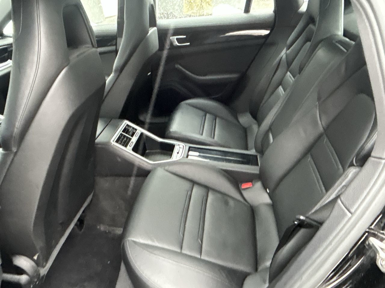 2018 Porsche Panamera