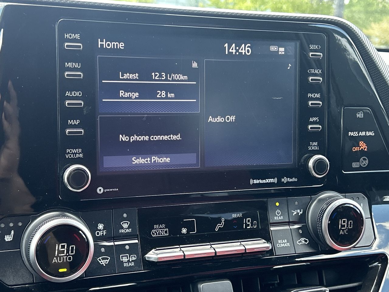 2022 Toyota Highlander in Markham, Ontario