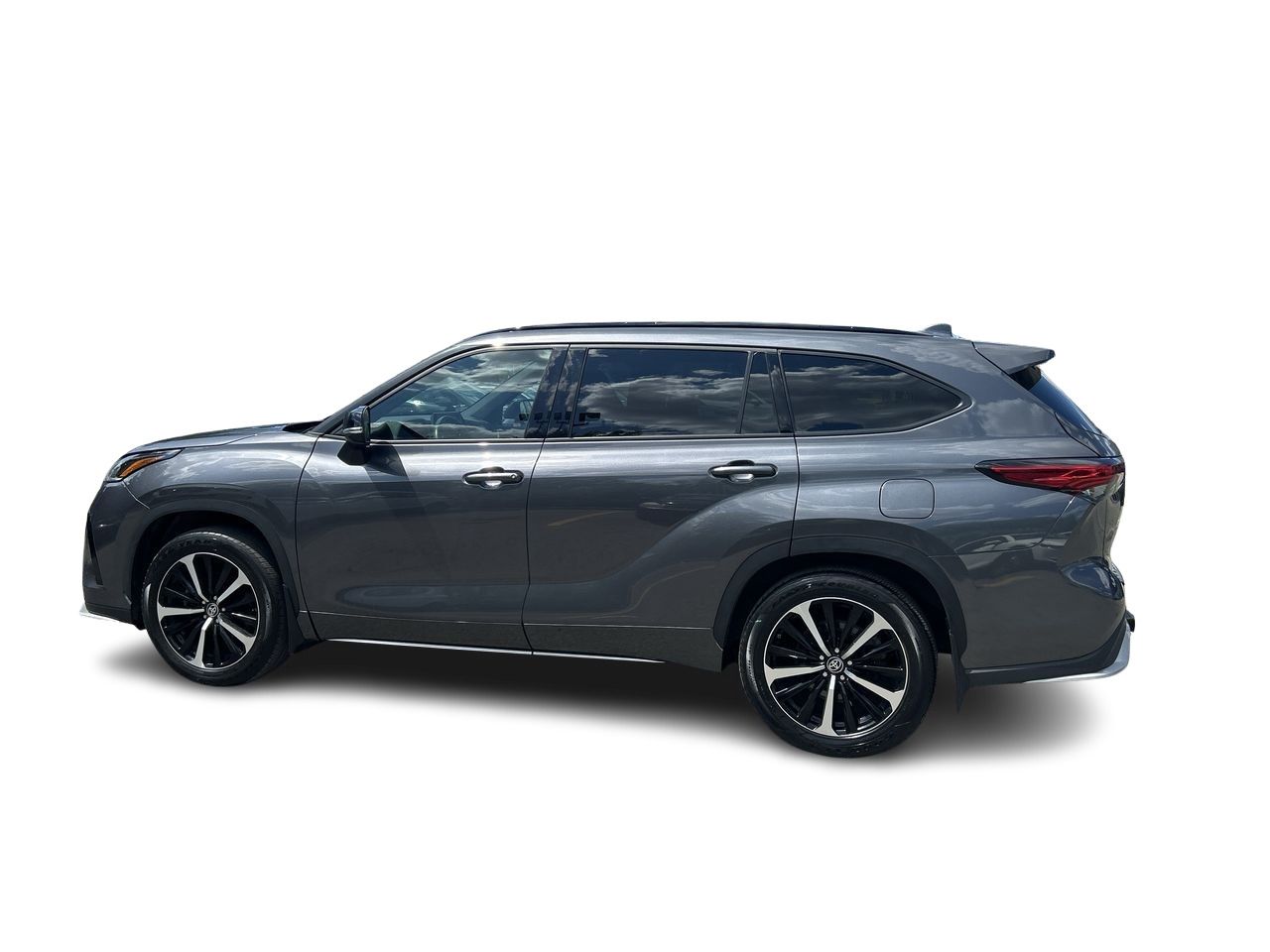 2022 Toyota Highlander in Markham, Ontario