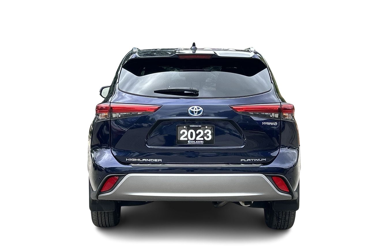 2023 Toyota Highlander in Markham, Ontario