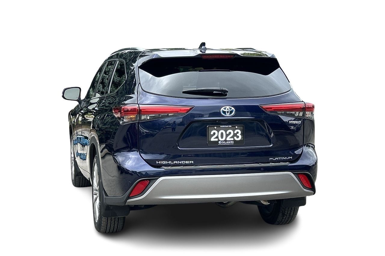 2023 Toyota Highlander in Markham, Ontario