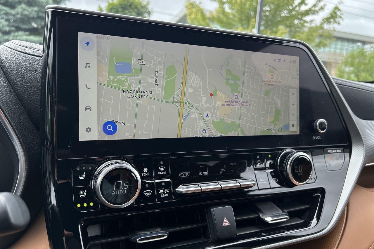 2023 Toyota Highlander in Markham, Ontario
