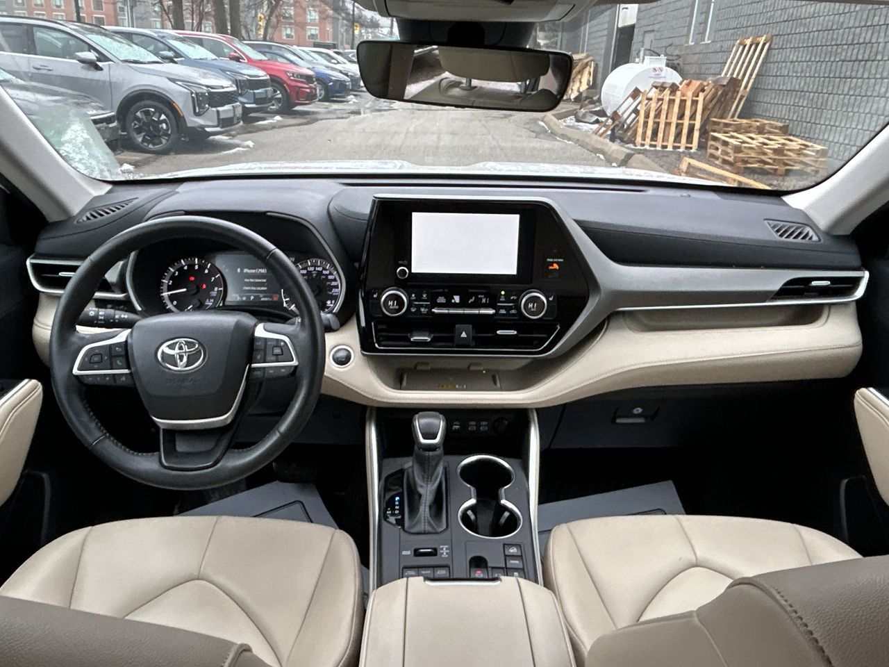 2024 Toyota Highlander in Markham, Ontario