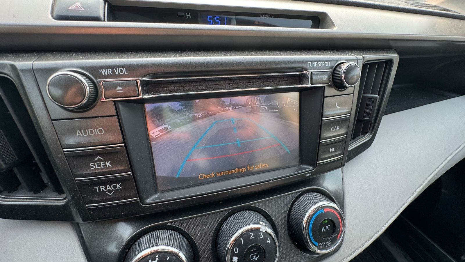 Toyota RAV4  2013 à Markham, Ontario