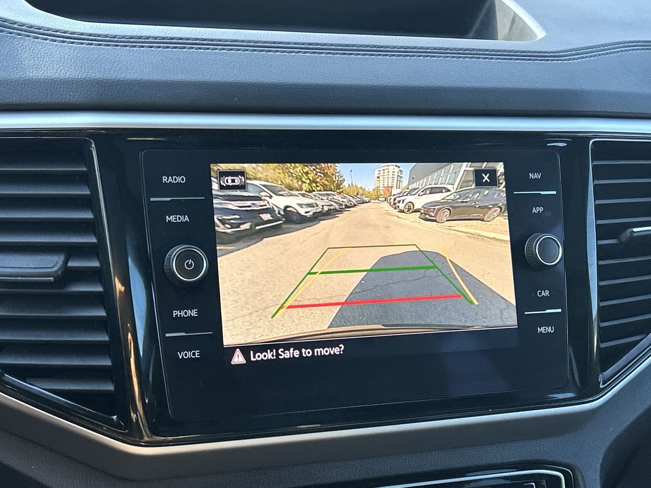 2023 Volkswagen Atlas Cross Sport