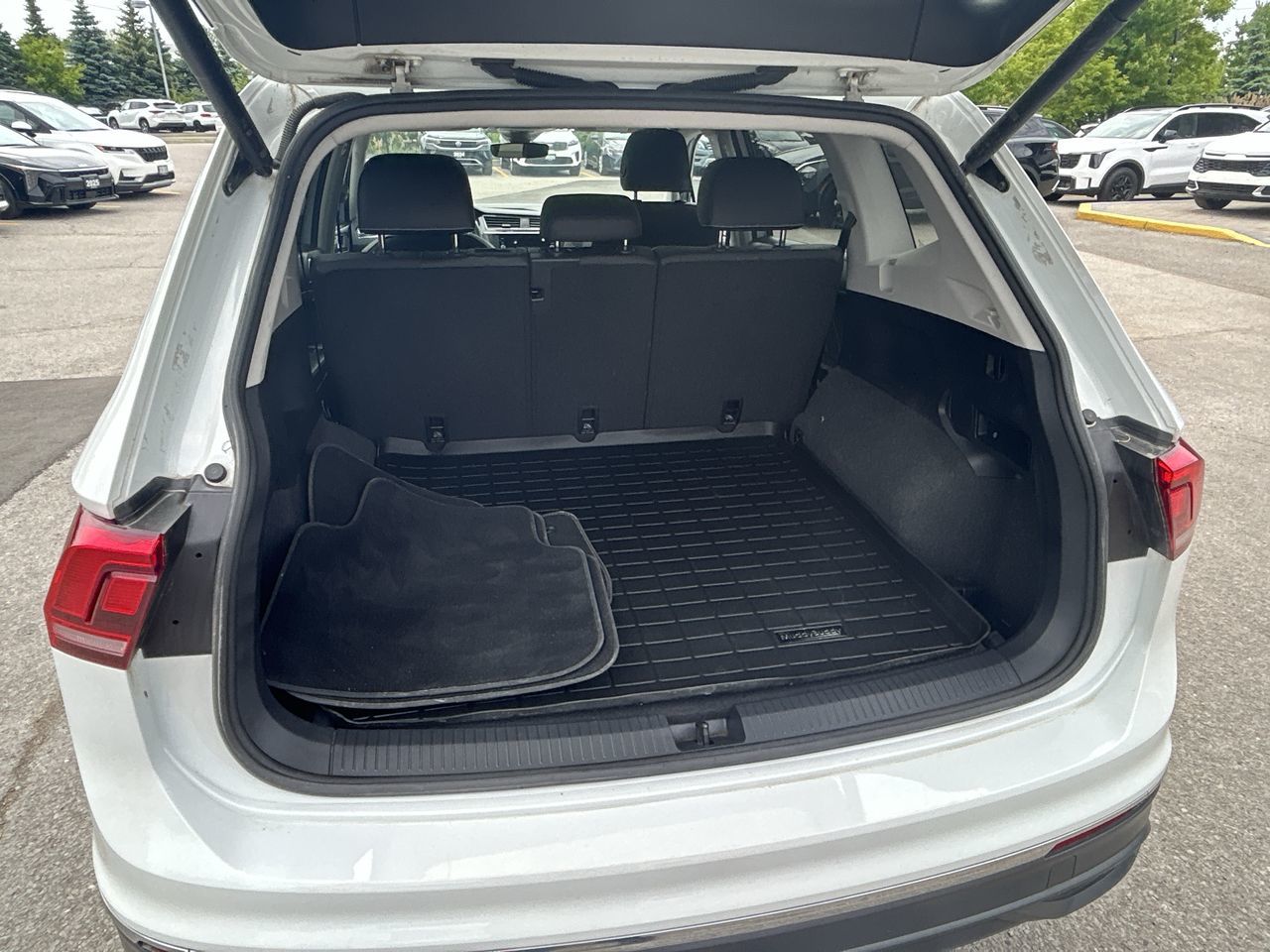 Volkswagen Tiguan  2023 à Markham, Ontario