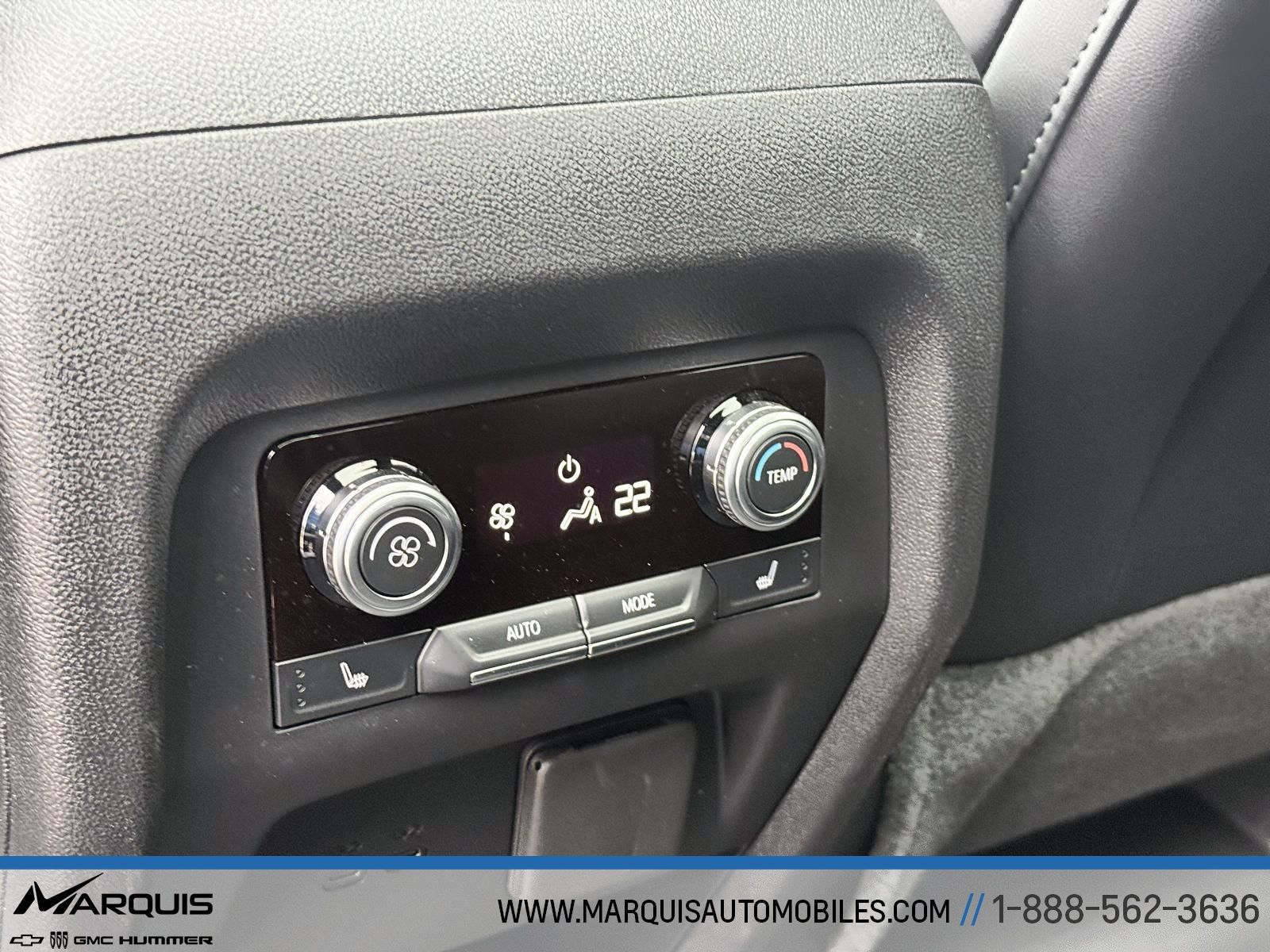 GMC Acadia 2026 — photo 8