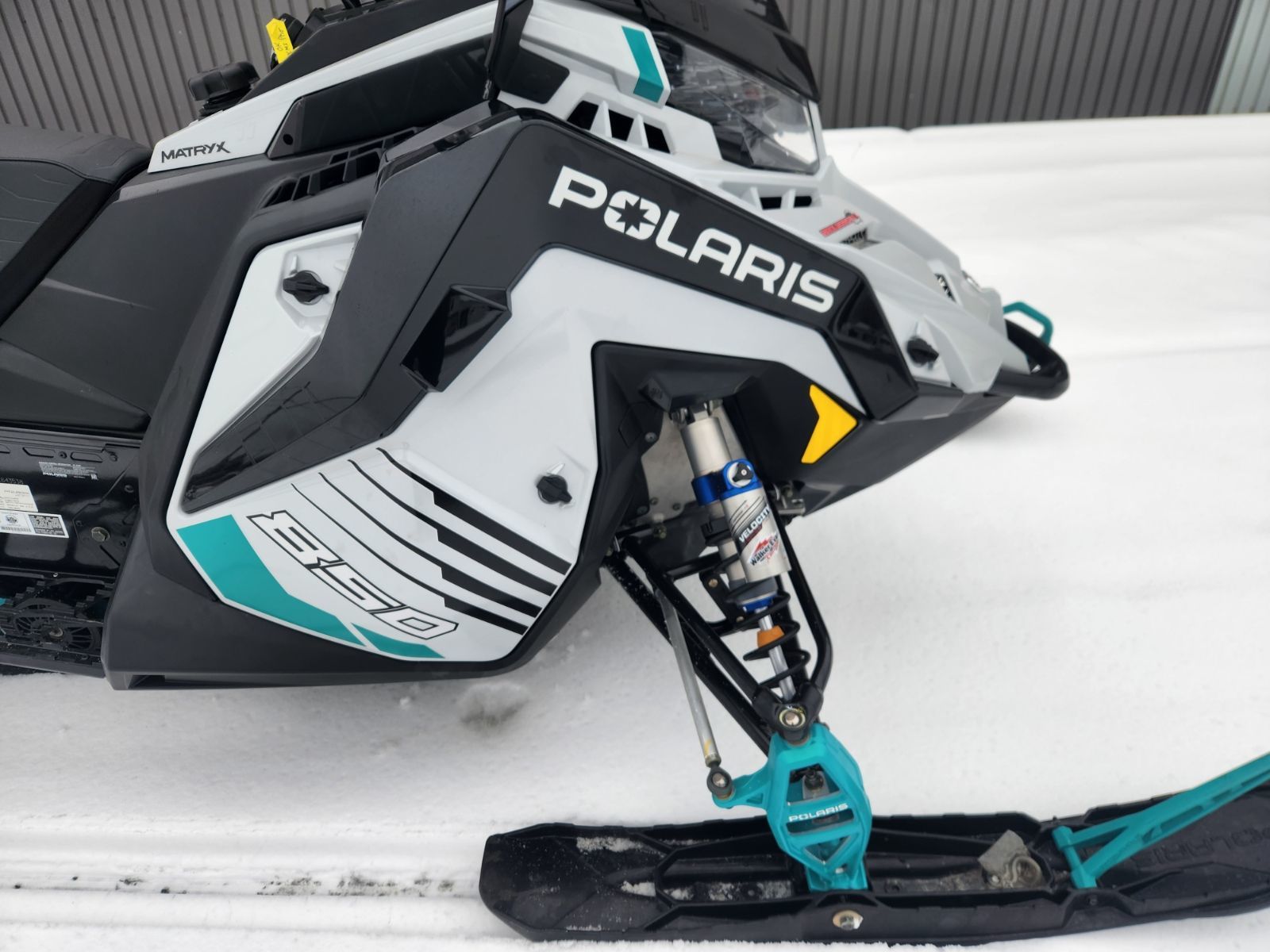 2025 Polaris 850 SWITCHBACK ASSAULT 146 Avec chenille 15x146x1.352 cobra