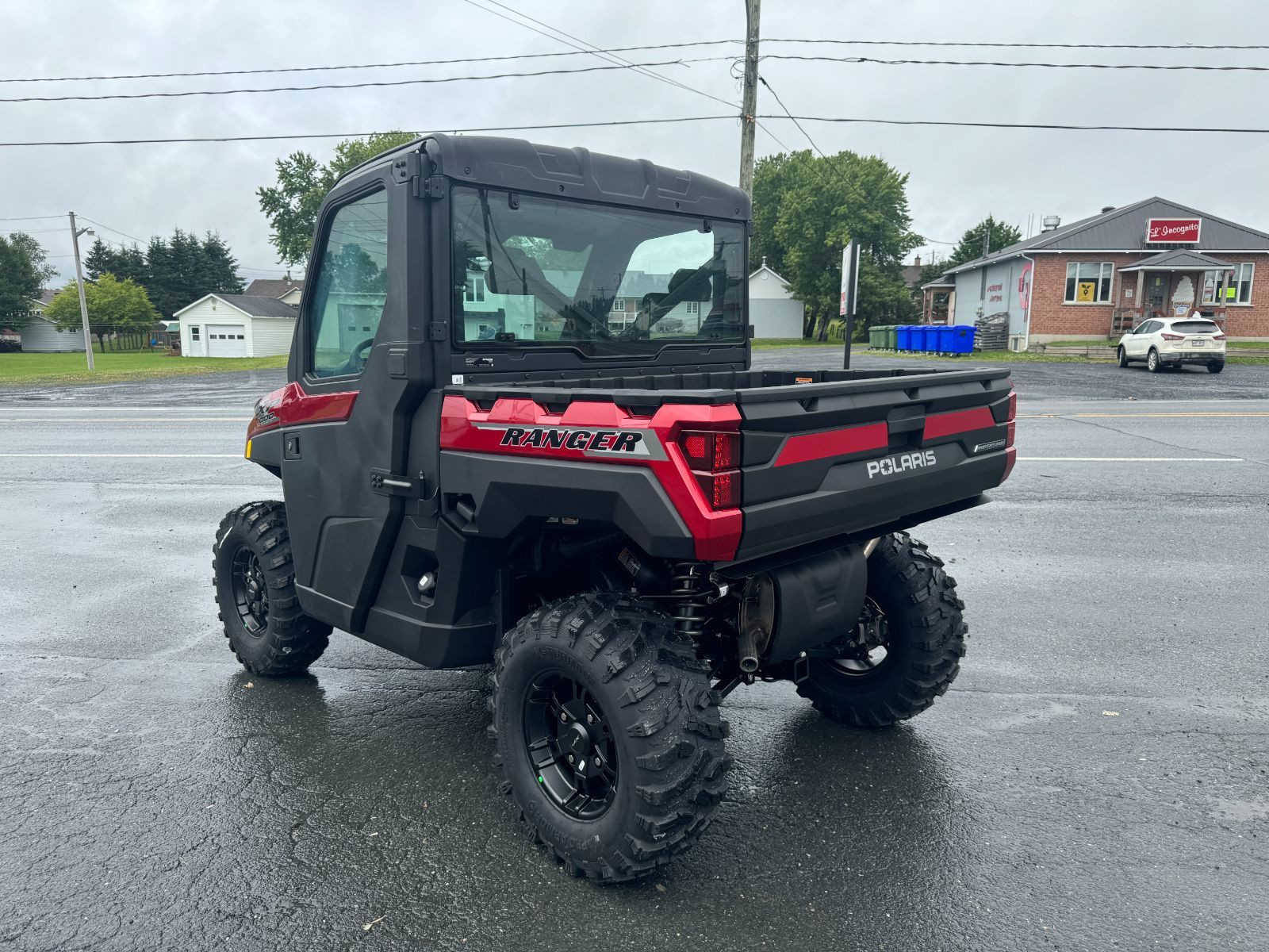 2025 Polaris Ranger XP 1000 NorthStar Premium Indy Red