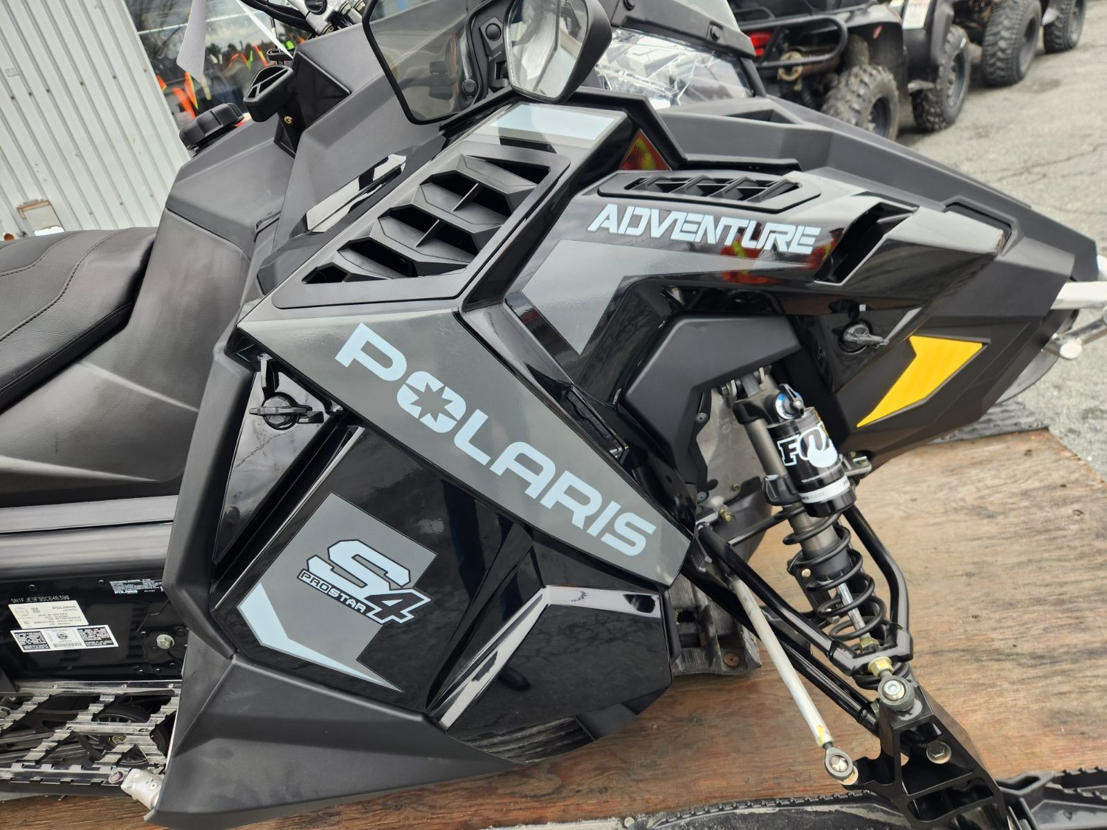 Polaris S4 Prostar Titan Adventure 155  2025