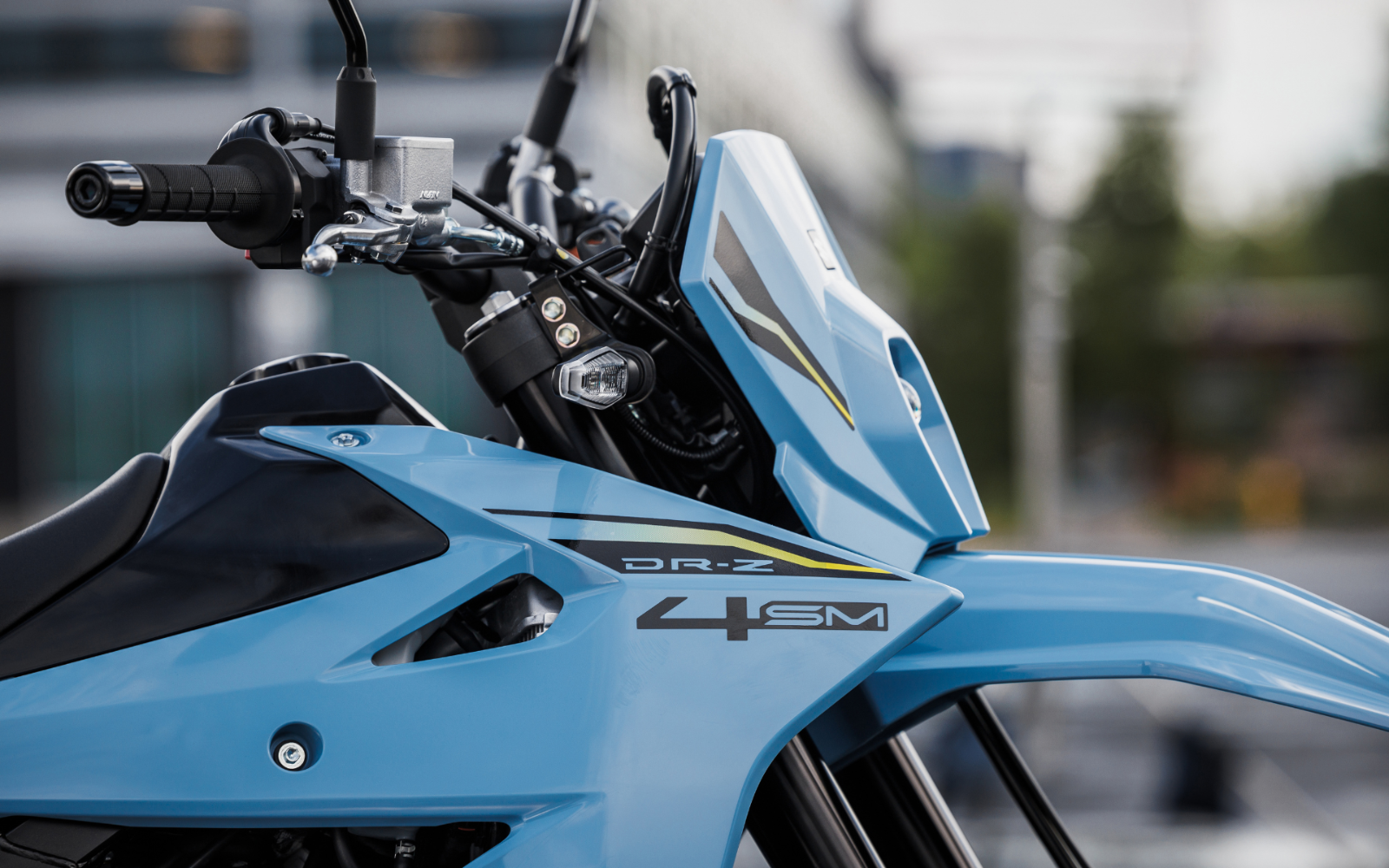 Suzuki DR-Z4SM  2025