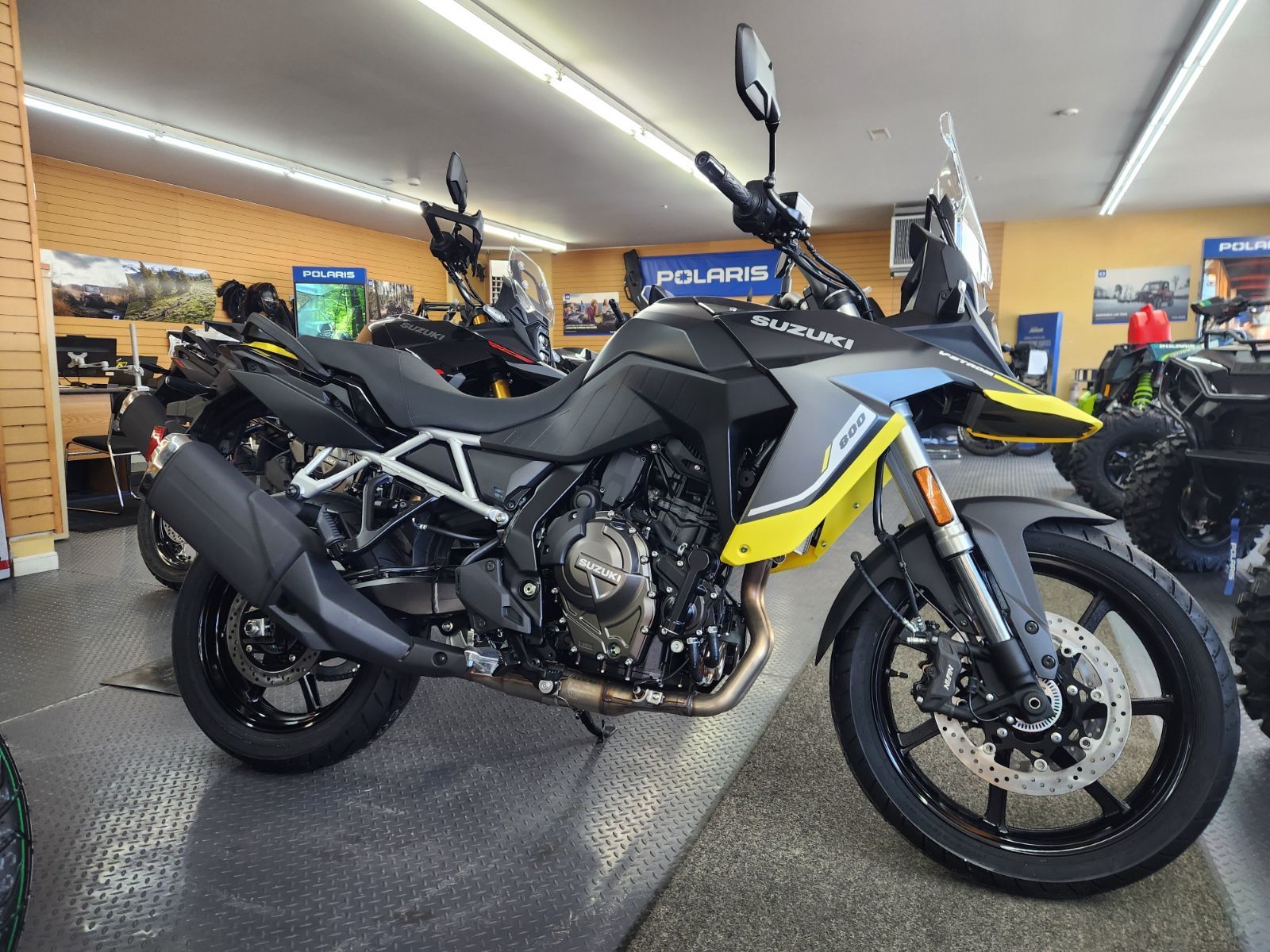 Suzuki V-Strom 800  2026